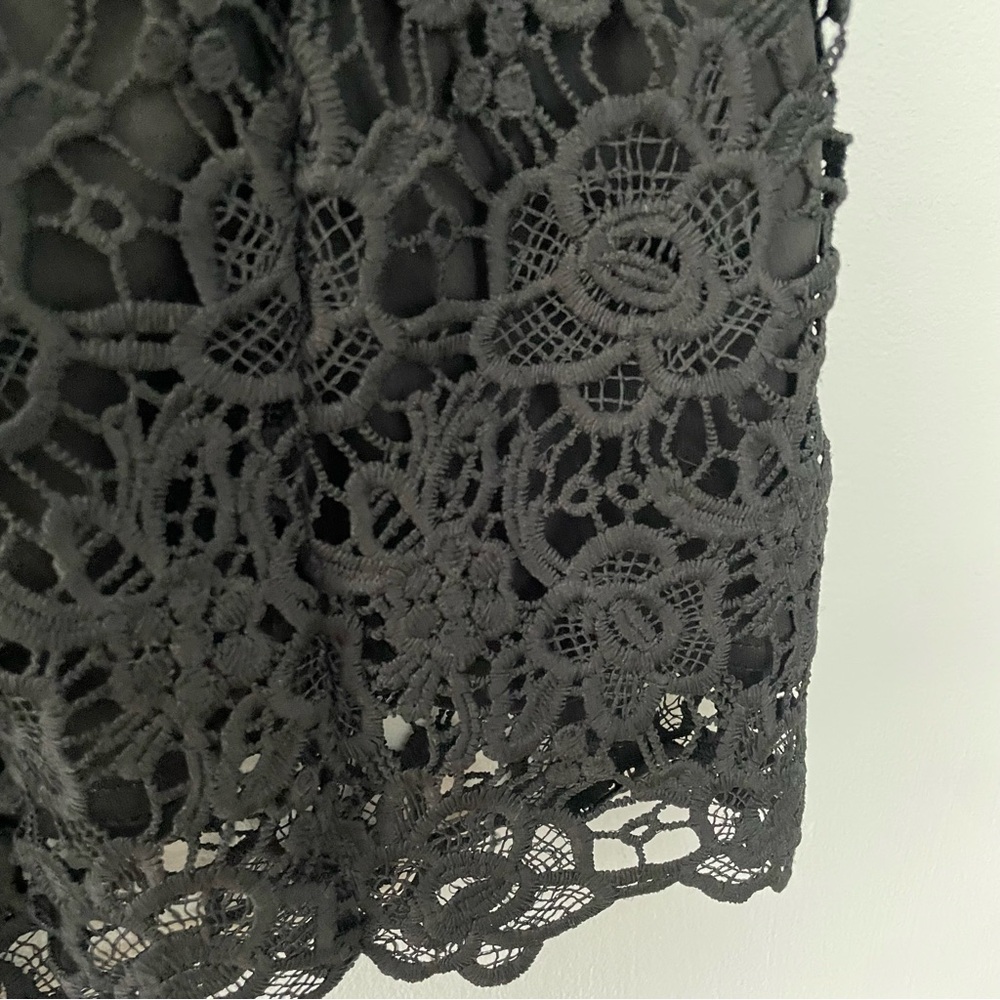 NANETTE LEPORE NWT Black Crochet Lace Sleeveless Top - Picture 13 of 13